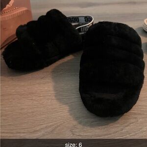UGG Black Fluffy Slides